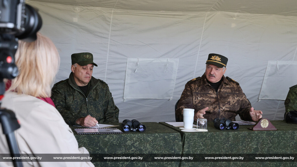 Обстановку вокруг Беларуси обсудили во время рабочей поездки Президента в Брестскую область
