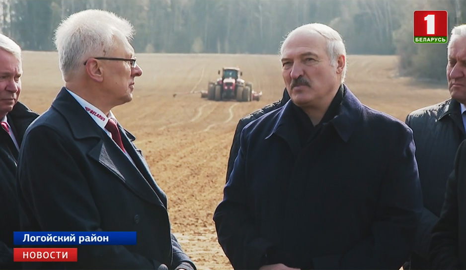 Александр Лукашенко ознакомился с ходом весенних полевых работ.jpg