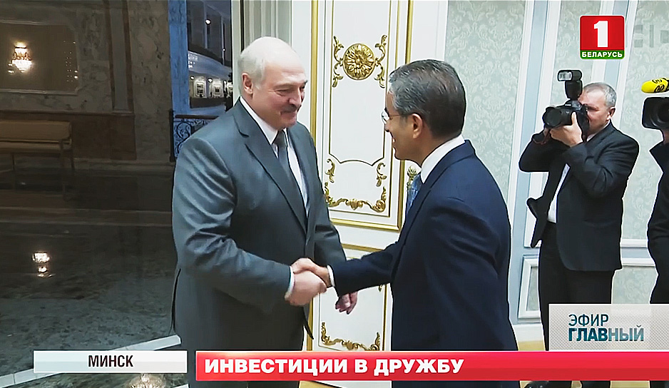 Предстоящие проекты Александр Лукашенко обсудил с председателем совета директоров компании "Эмаар Пропертиз".jpg