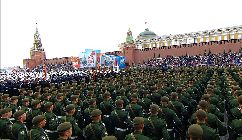 В Москве состоялся парад на Красной площади 