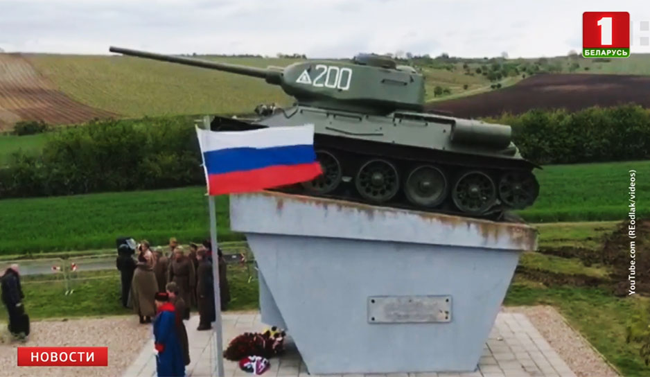 тот самый танк, на котором Иван Миренков освобождал село от немецко-фашистских захватчиков