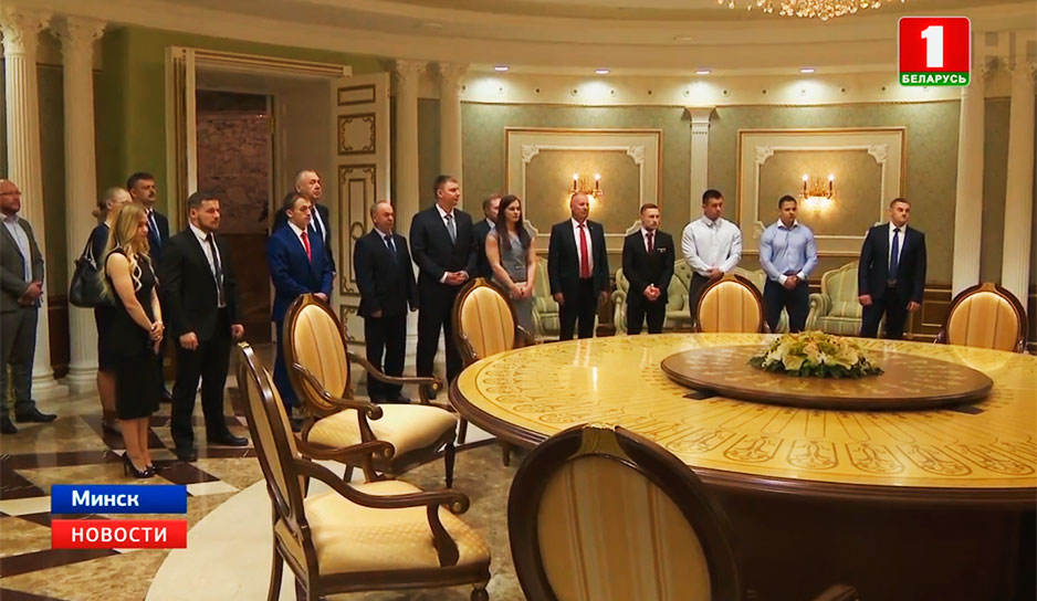 Во Дворце Независимости Президент чествовал сборную Беларуси по тяжелой атлетике
