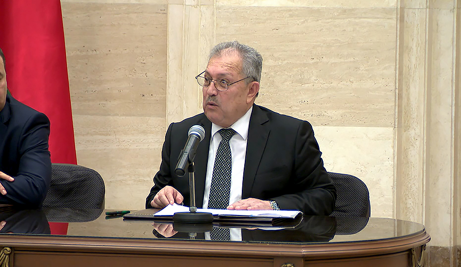 Хусейн Арнус, премьер-министр Сирии