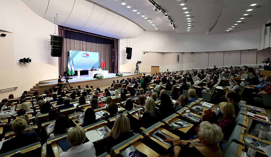 14 меморандумов и соглашений, 15 контрактов на миллионы - в Минске завершился I Белорусско-узбекский женский бизнес-форум