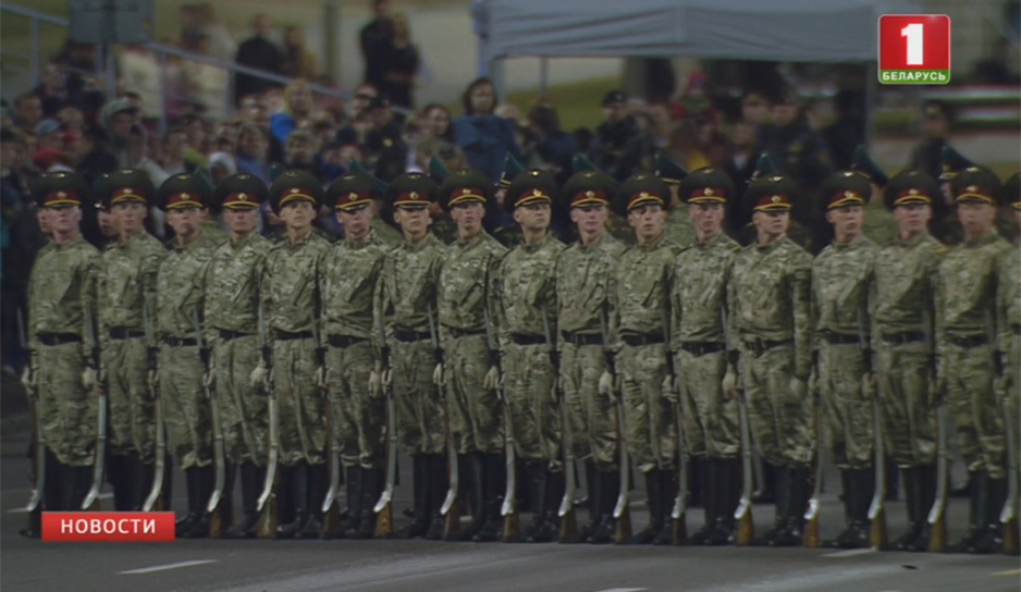 Четыре тысячи военнослужащих приняли участие в генеральной репетиции