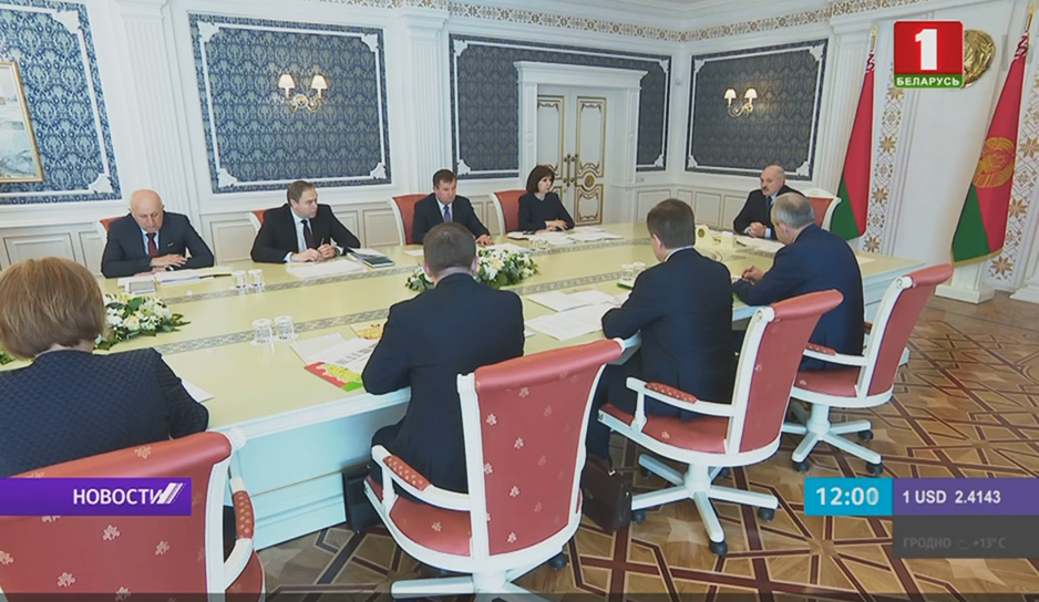 Эпидемиологической ситуации в Беларуси сегодня посвятили совещание во Дворце Независимости.jpg