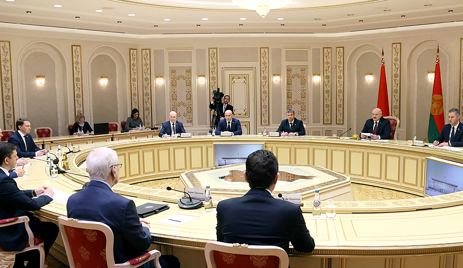 Президент Беларуси и губернатор Орловской области обсудили перспективы сотрудничества