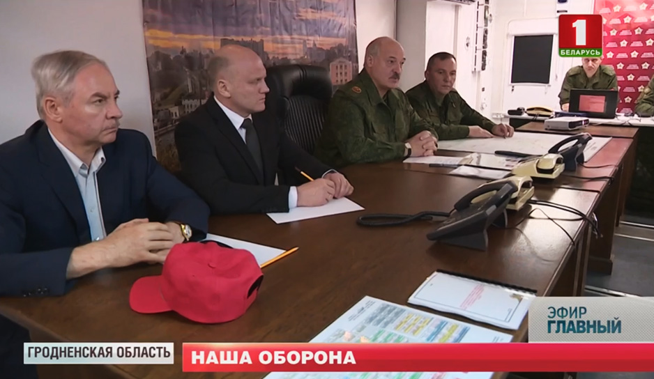 Александр Лукашенко посетил и пункт управления ракетного дивизиона