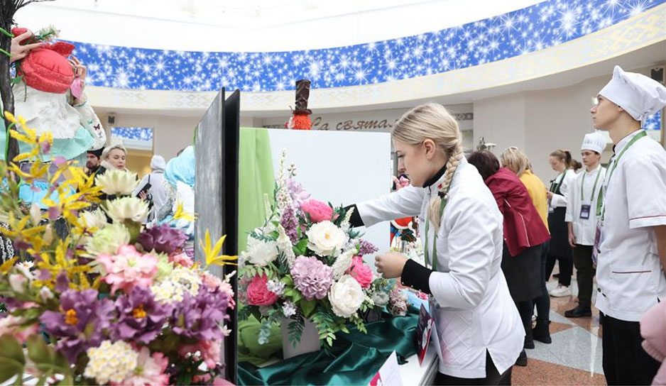 ФОТОФАКТ: посмотрите, как в Минске проходит Международный чемпионат кондитерского искусства