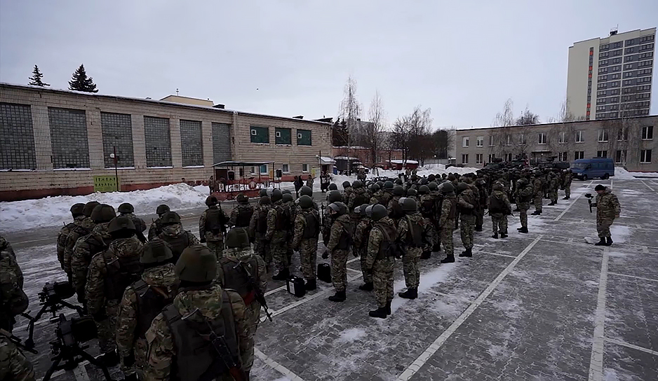 В Беларуси на базе внутренних войск появилось новое спецподразделение "Рысь" - в чем особенность