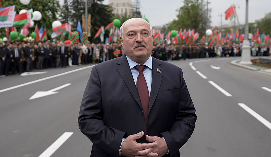 Президент принял участие в торжественных мероприятиях в Минске и пообщался с журналистами