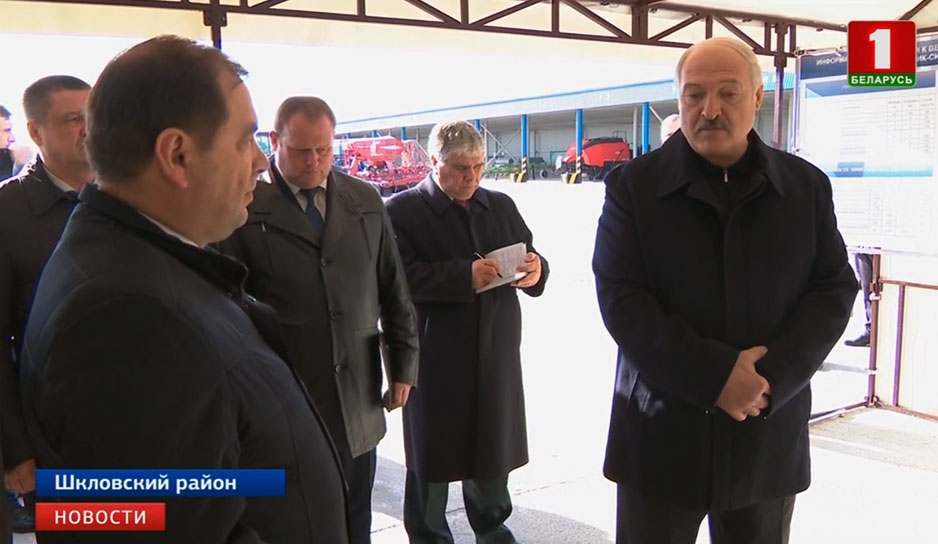 Александр Лукашенко посещает с рабочей поездкой Шкловский район