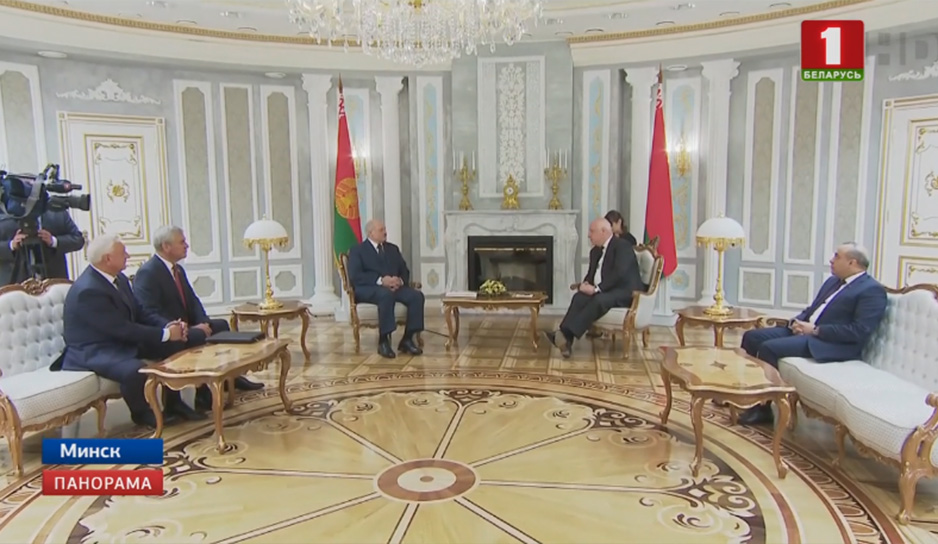О координации действий в сфере безопасности шла речь на встрече Александра Лукашенко с Георгием Церетели