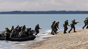 Тысяча обученных боевиков ВСУ отправляется из Британии на фронт