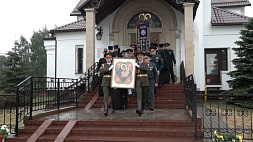 Спасатели Беларуси совершат воздушный крестный ход по всей стране с иконой "Неопалимая Купина"