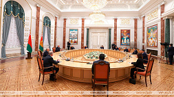 Александр Лукашенко вновь призвал к мирным переговорам по Украине