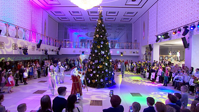 Новогоднее настроение, хороводы и подарки - заветные мечты ребят Могилевской области исполнила "Белая Русь"