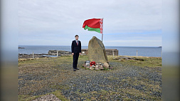 Делегация Посольства Беларуси в Великобритании почтила память участников Арктических конвоев 