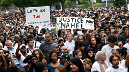 Во Франции трое суток продолжаются беспорядки, количество задержанных приближается к тысячи 