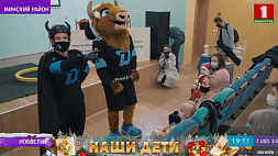 Игроки минского "Динамо"   навестили ребят в РНПЦ детской онкологии, гематологии и иммунологии