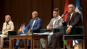 Стратегию будущего Беларуси и ее историю обсудили участники общественно-политической акции "Беларусь адзiная" в Березе