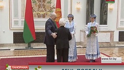 Президент Беларуси вручил государственные награды