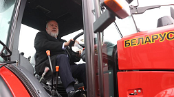 Премьер-министр Кубы во время визита на МТЗ заинтересовался малогабаритным трактором Belarus 622