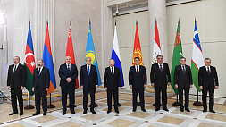 Лукашенко о неформальном саммите СНГ: Очень большой крен произошел в сторону нашего единения