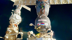 Корабль с российско-американским экипажем прибыл на МКС