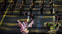 Тяжелый рок, "Купалінка" и латиноамериканские ритмы - все сразу на фестивале военных оркестров в Москве