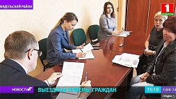 А. Исаченко провел выездной прием граждан в Мядельском районе