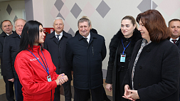 Наталья Кочанова высоко оценила работу органов власти Петриковского района 