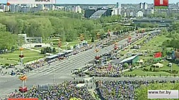 600 тысяч человек  пришли посмотреть парад Победы в Минске