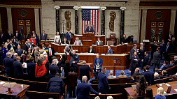 "Уберите эти чертовы флаги" -  в конгрессе США разразился скандал