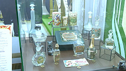 Ароматы царской России, а также удивительные факты из истории парфюмерии представлены на выставке в Москве