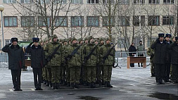 Присягу принимает молодое пополнение Вооруженных Сил Беларуси