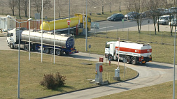 Россия продлила сокращение поставок нефти в ответ на санкции Евросоюза