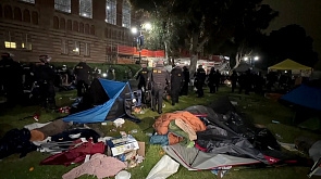 Беспрецедентные протесты - полиция разгоняет студентов в Калифорнии