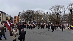 Почитатели Третьего рейха маршируют по Риге. Выступивший с антифашистским лозунгом задержан 