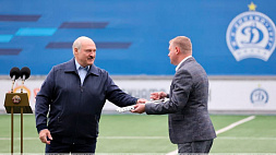 А. Лукашенко: "Динамо-Минск" должно встряхнуть весь белорусский футбол