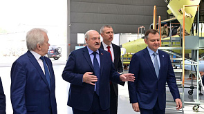 Лукашенко посетил Иркутский авиационный завод, который планирует наладить более тесное взаимодействие с белорусскими производителями