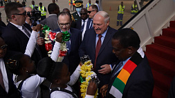Александр Лукашенко прибыл в Зимбабве с государственным визитом