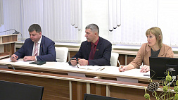 Владимир Андрейченко провел выездной прием граждан в Ушачах