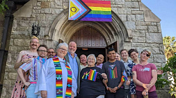 Большинство священников англиканской церкви теперь поддерживают ЛГБТ-браки