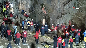 В Турции спасли исследователя, который заболел во время экспедиции в горах