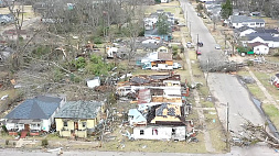 Стихийное бедствие: в США торнадо разрушил целый город