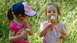 Чем кормить детей-сладкоежек и как приучить ребенка к здоровой еде?