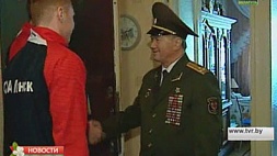 Гандболисты минского СКА поздравили ветеранов Минска