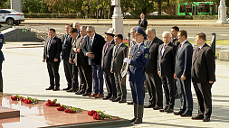 Парламентская делегация Кыргызстана прибыла с официальным визитом в Минск