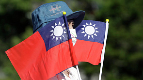 Драку в тайваньском парламенте вызвал законопроект об отзыве госслужащих - большинство участников конфликта оказались женщинами